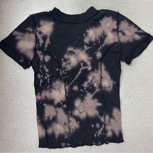 BDG Women’s Black and Tan Tie-Dye Tee